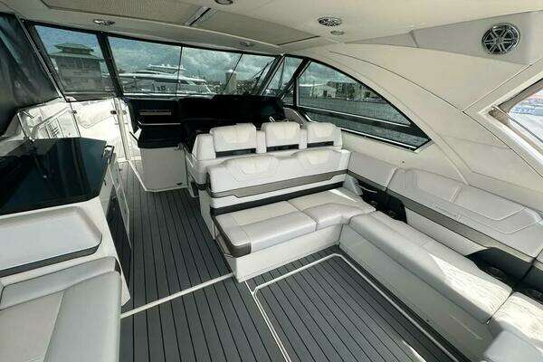 Formula 400 SSC Yacht For Sale