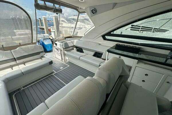 Formula 400 SSC Yacht For Sale