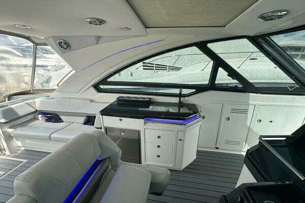 Formula 400 SSC Yacht For Sale