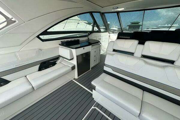 Formula 400 SSC Yacht For Sale