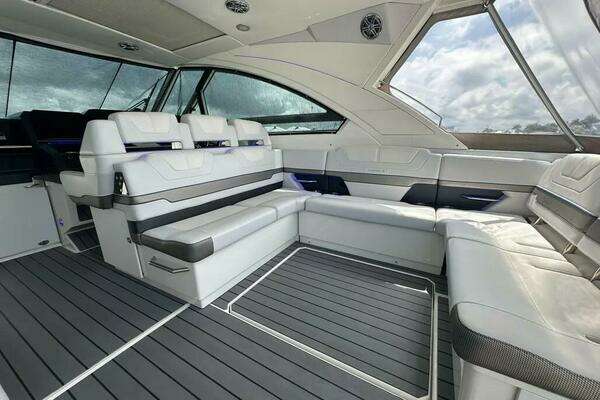 Formula 400 SSC Yacht For Sale