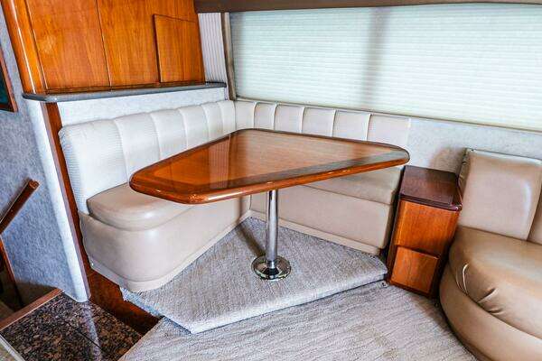 Egg Harbor 42 Convertible Yacht For Sale