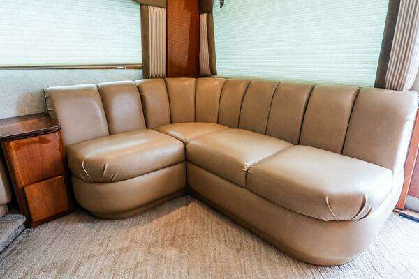 Egg Harbor 42 Convertible Yacht For Sale