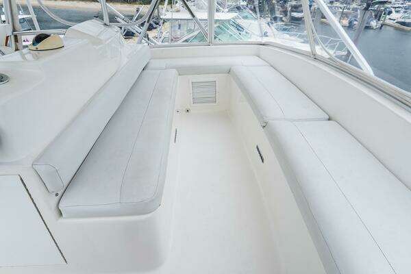 Egg Harbor 42 Convertible Yacht For Sale