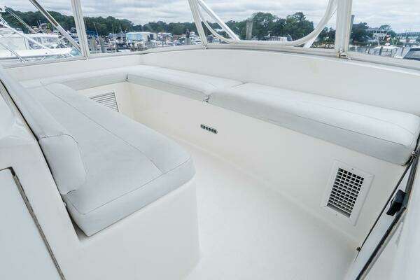 Egg Harbor 42 Convertible Yacht For Sale