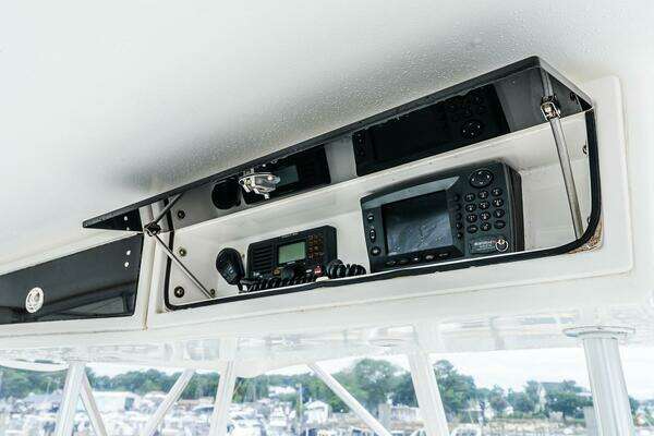 Egg Harbor 42 Convertible Yacht For Sale