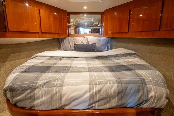 Egg Harbor 42 Convertible Yacht For Sale