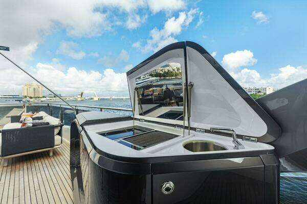 Princess X95 Yacht For Sale