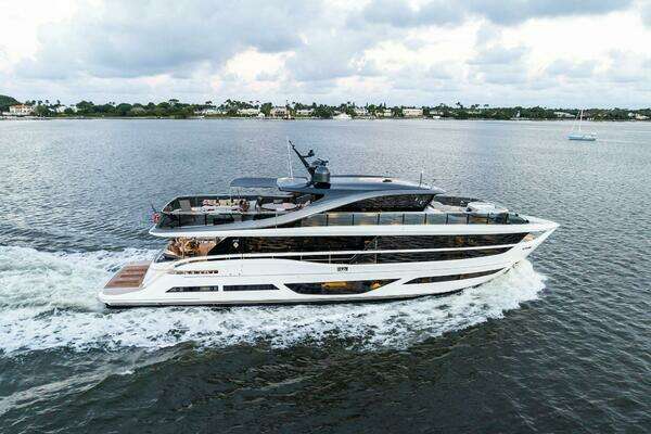 Princess X95 Yacht For Sale