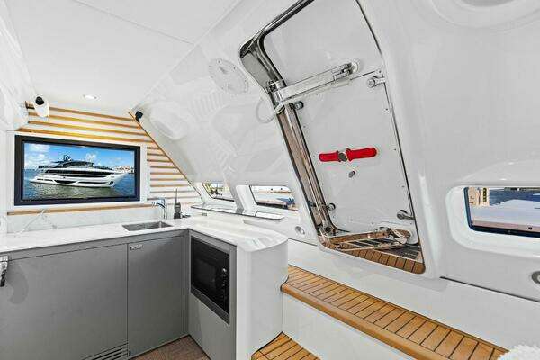 Princess X95 Yacht For Sale