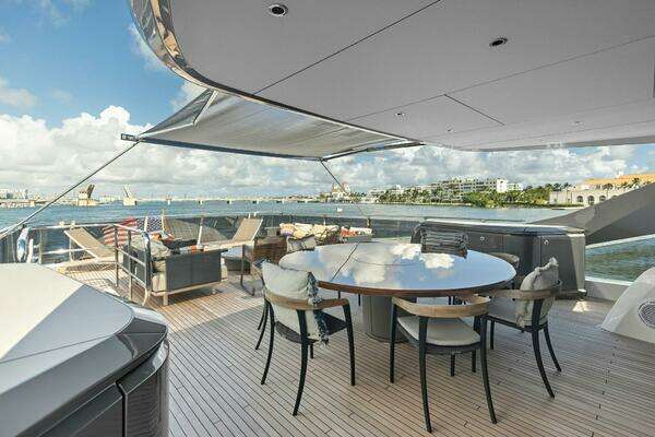 Princess X95 Yacht For Sale