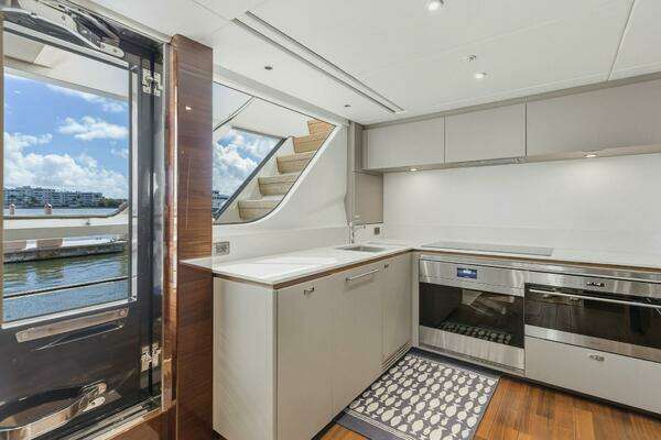 Princess X95 Yacht For Sale