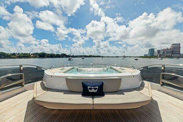 Princess X95 Yacht For Sale