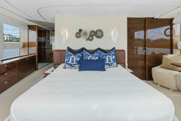 Princess X95 Yacht For Sale