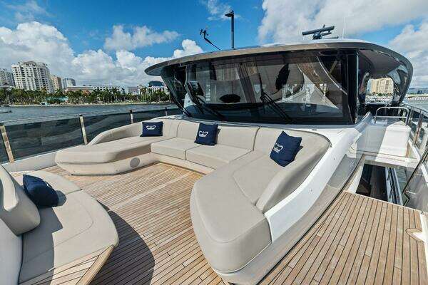 Princess X95 Yacht For Sale