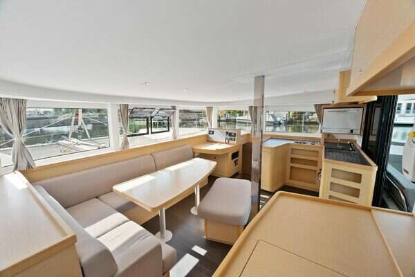 Lagoon  Yacht For Sale