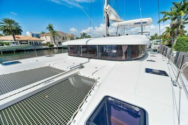 Lagoon  Yacht For Sale