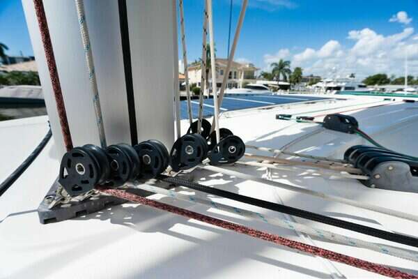 Lagoon  Yacht For Sale