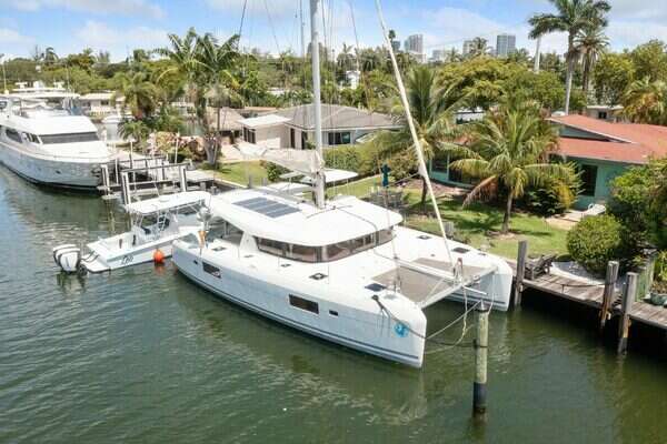 Lagoon  Yacht For Sale