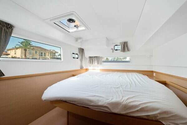 Lagoon  Yacht For Sale