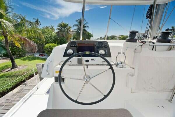 Lagoon  Yacht For Sale
