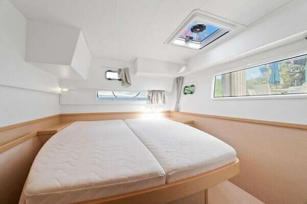 Lagoon  Yacht For Sale