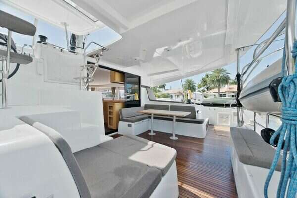 Lagoon  Yacht For Sale