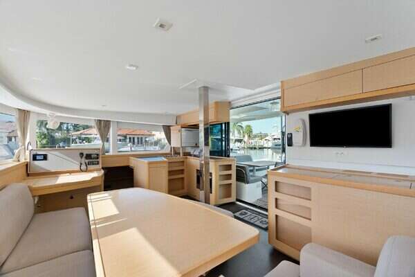 Lagoon  Yacht For Sale