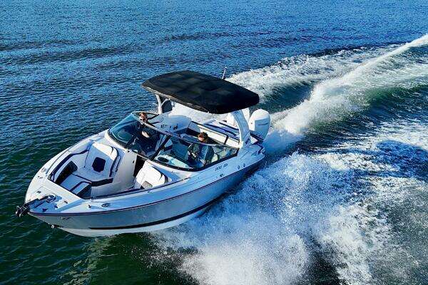 Monterey 305SS Yacht For Sale