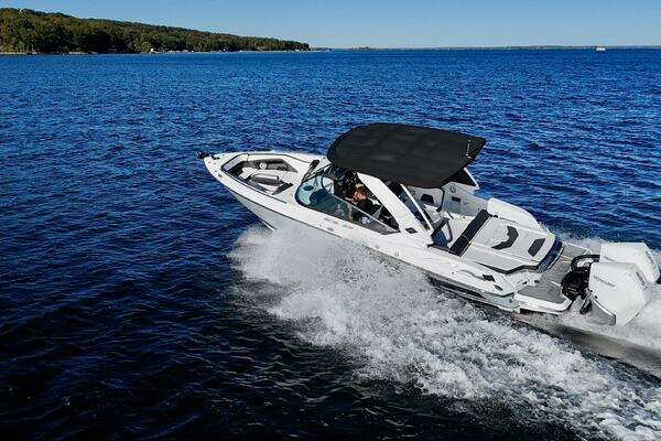 Monterey 305SS Yacht For Sale