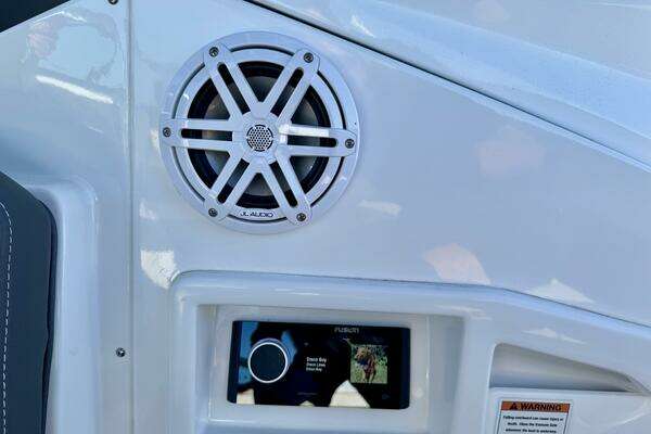 Monterey 305SS Yacht For Sale