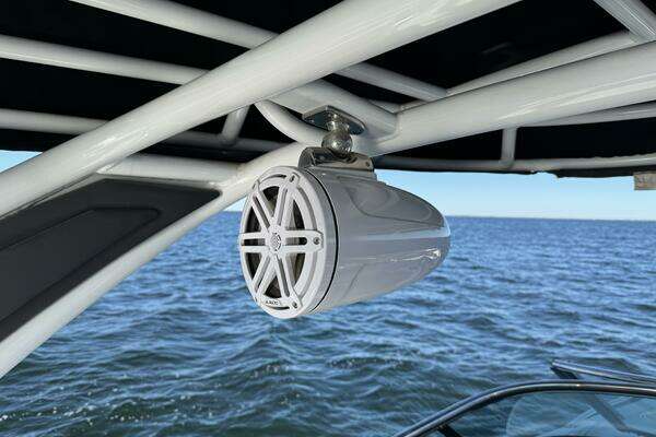 Monterey 305SS Yacht For Sale