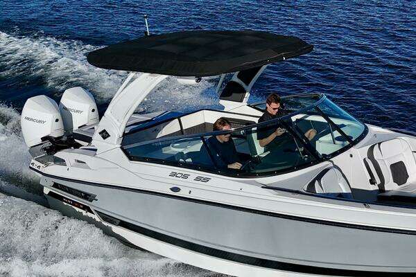 Monterey 305SS Yacht For Sale