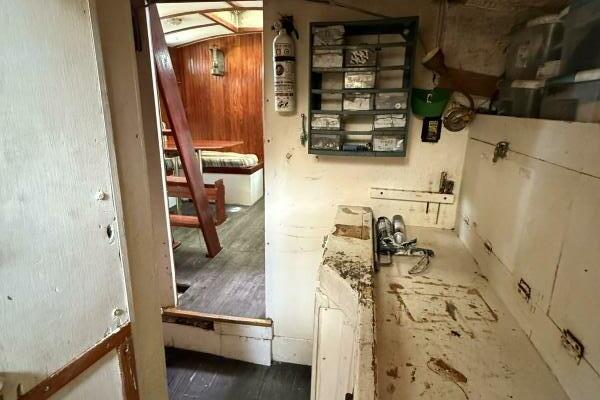 One World 52ft Colvin Yacht For Sale