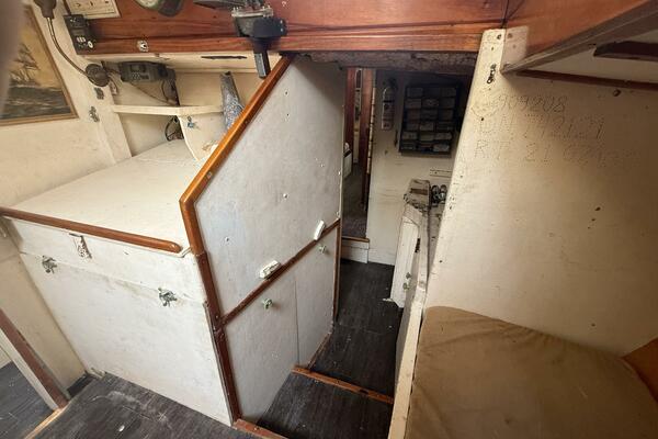 One World 52ft Colvin Yacht For Sale