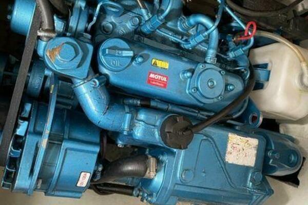 IMAGINE 42ft Custom Yacht For Sale