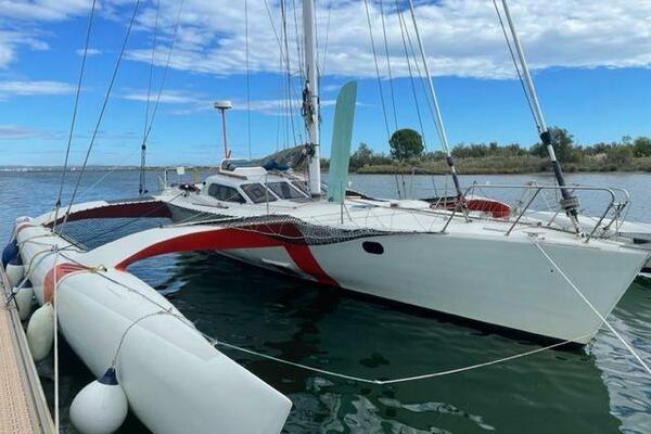 IMAGINE 42ft Custom Yacht For Sale