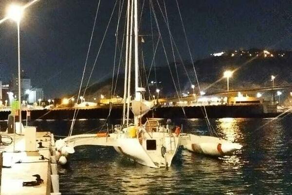 IMAGINE 42ft Custom Yacht For Sale