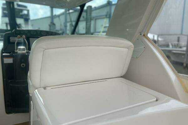 Tiara Yachts  Yacht For Sale