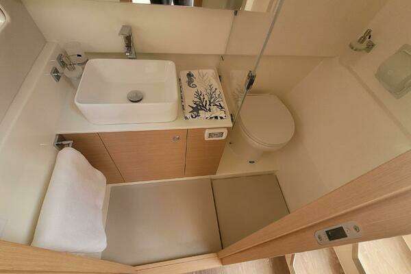 Photo of the 2025 Makai M37