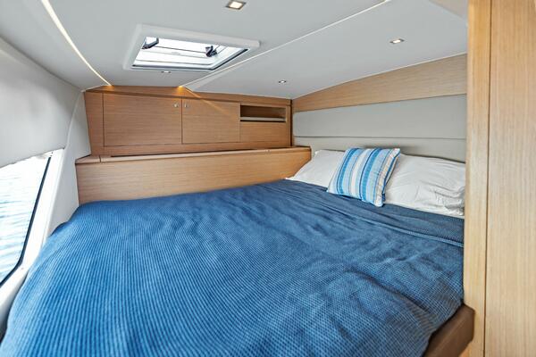 37ft Makai Yacht For Sale