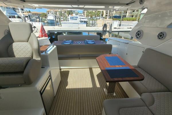 37ft Makai Yacht For Sale