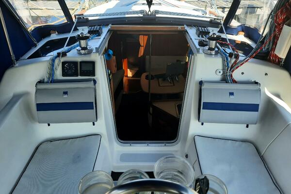 Aquila 34ft Hunter Yacht For Sale