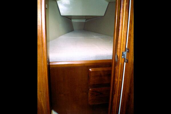 Aquila 34ft Hunter Yacht For Sale