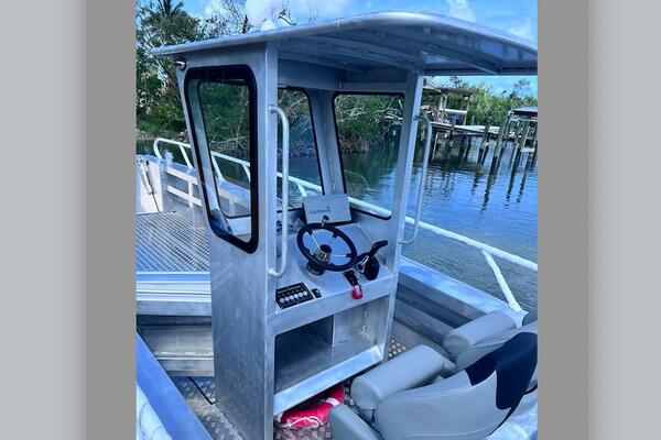30ft Custom Yacht For Sale