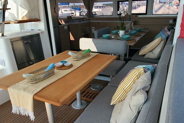 Lagoon43CatamaranOnOrder 43ft Lagoon Yacht For Sale