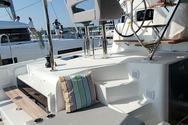 Lagoon43CatamaranOnOrder 43ft Lagoon Yacht For Sale