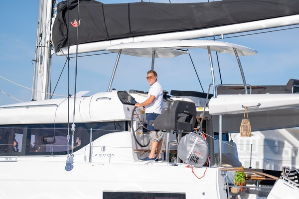 Lagoon43CatamaranOnOrder 43ft Lagoon Yacht For Sale