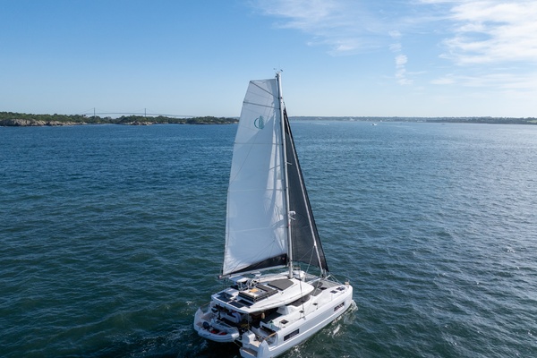 Lagoon43CatamaranOnOrder 43ft Lagoon Yacht For Sale