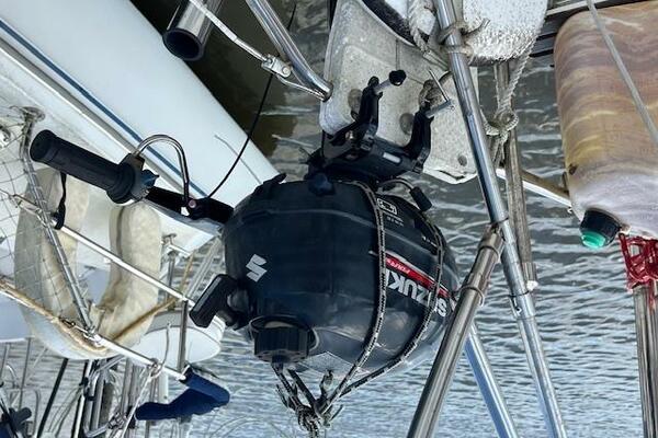 37ft Hunter Yacht For Sale